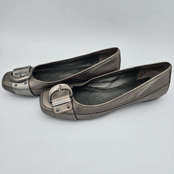 Coldwater Creek Womens Silver Metallic Flats With Buckle Size 7.5 - Picture 5 of 9